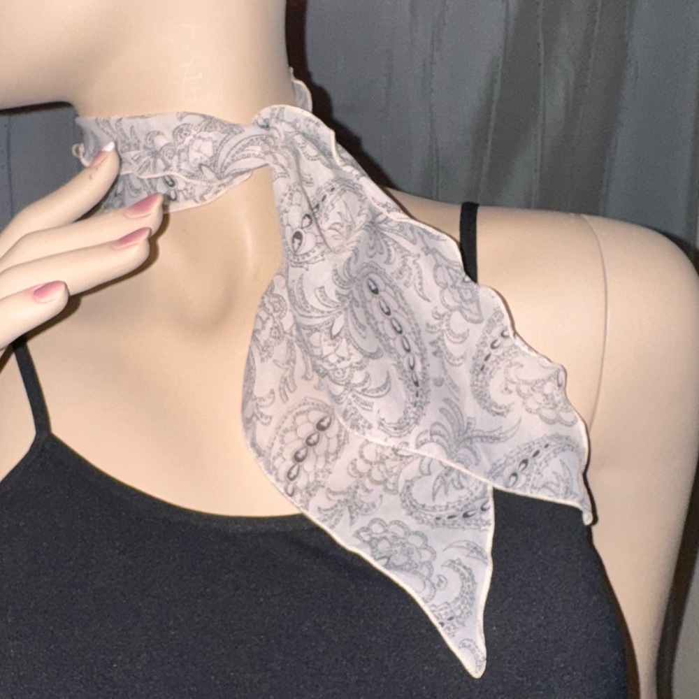 Vintage 60s-70s DCI paisley hair purse neck scarf ruffle lettuce edge